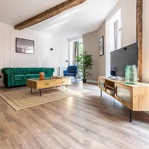 Plaza De Tres Pilares By The Urban Hosts Apartamento
